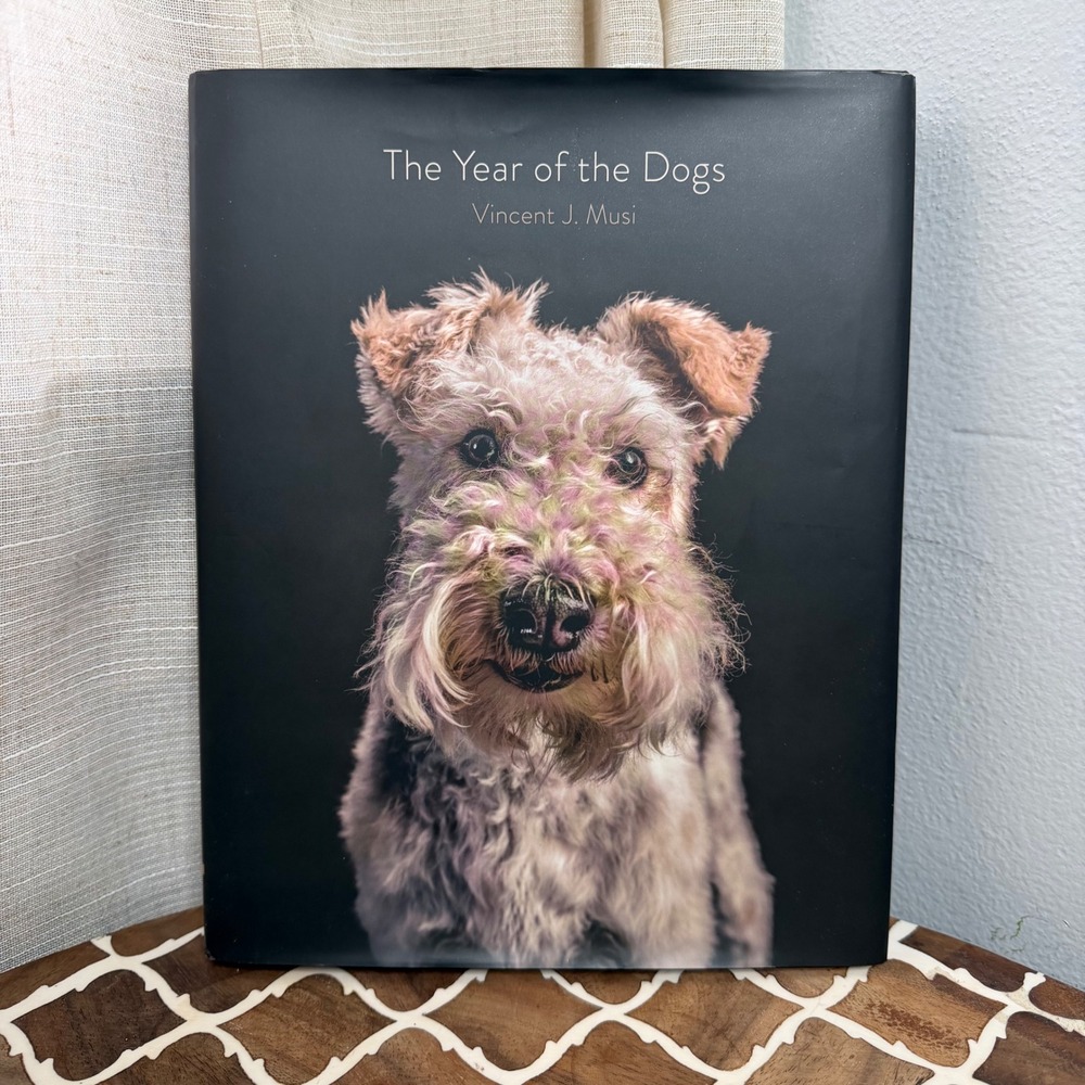 Year of the Dogs Vincent J. Musi‎ Hardcover Book Animal Photography
